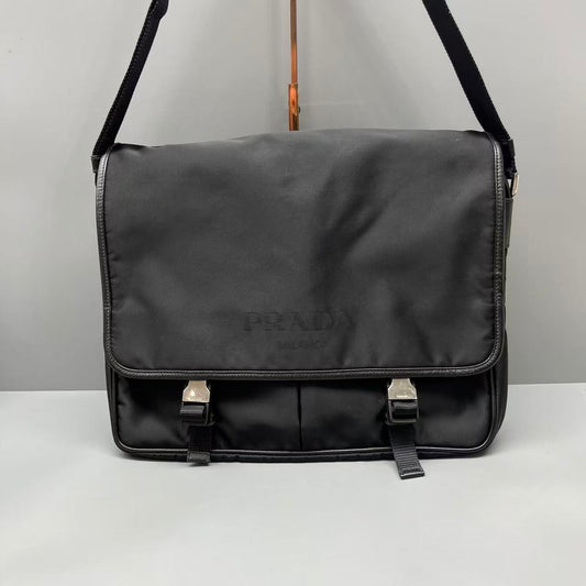 Prada - Nylon Messenger Bag - Nylon with leather trim - Black - (medium)