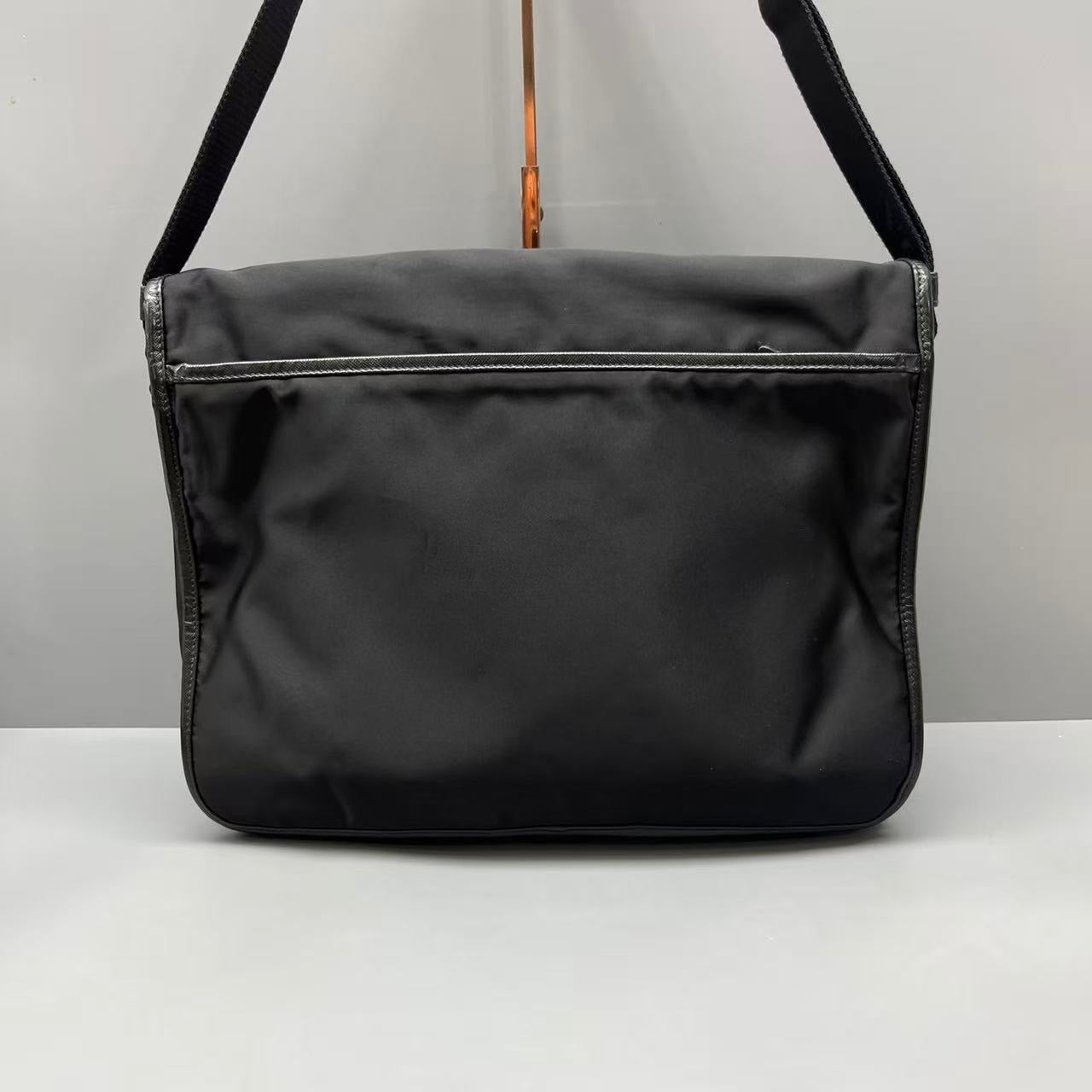 Prada - Nylon Messenger Bag - Nylon with leather trim - Black - (medium)