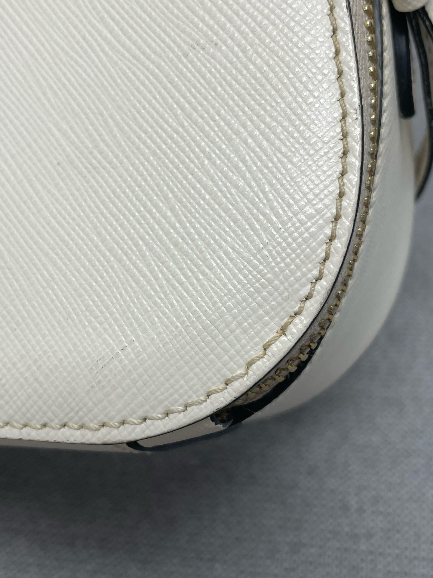 Prada - Odette - Leather - White - (small)