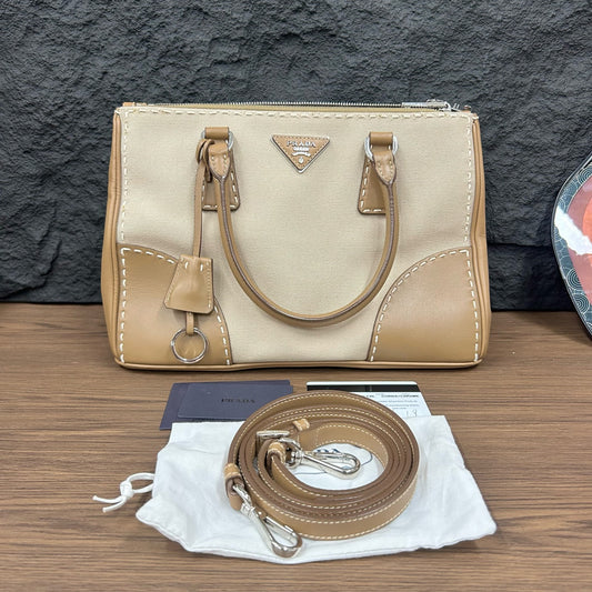 Prada - Other - Cloth - Beige - (medium)