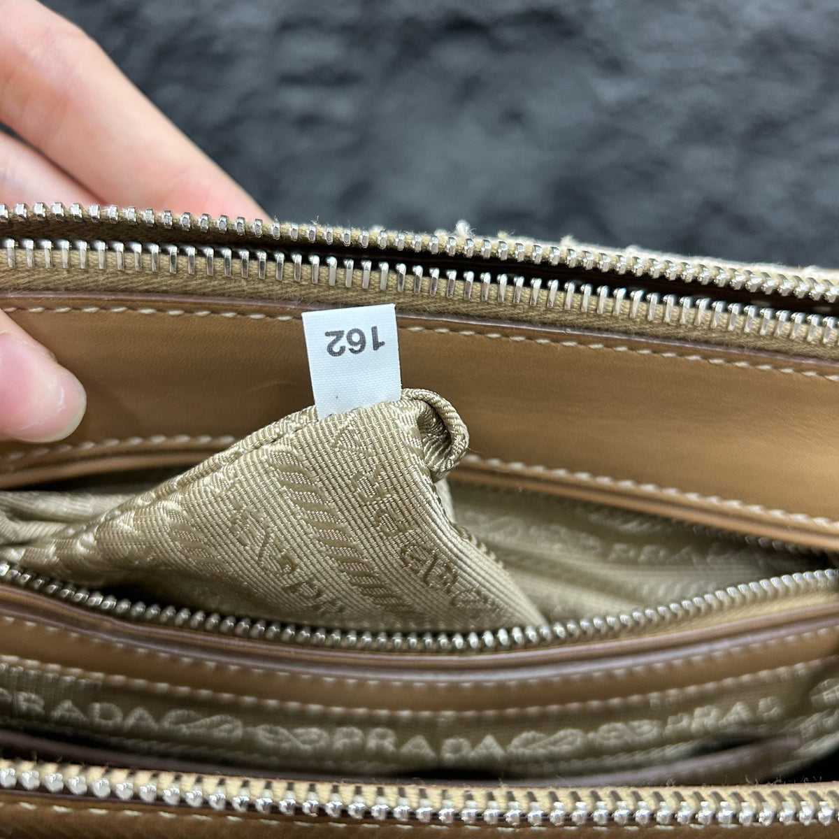 Prada - Other - Cloth - Beige - (medium)