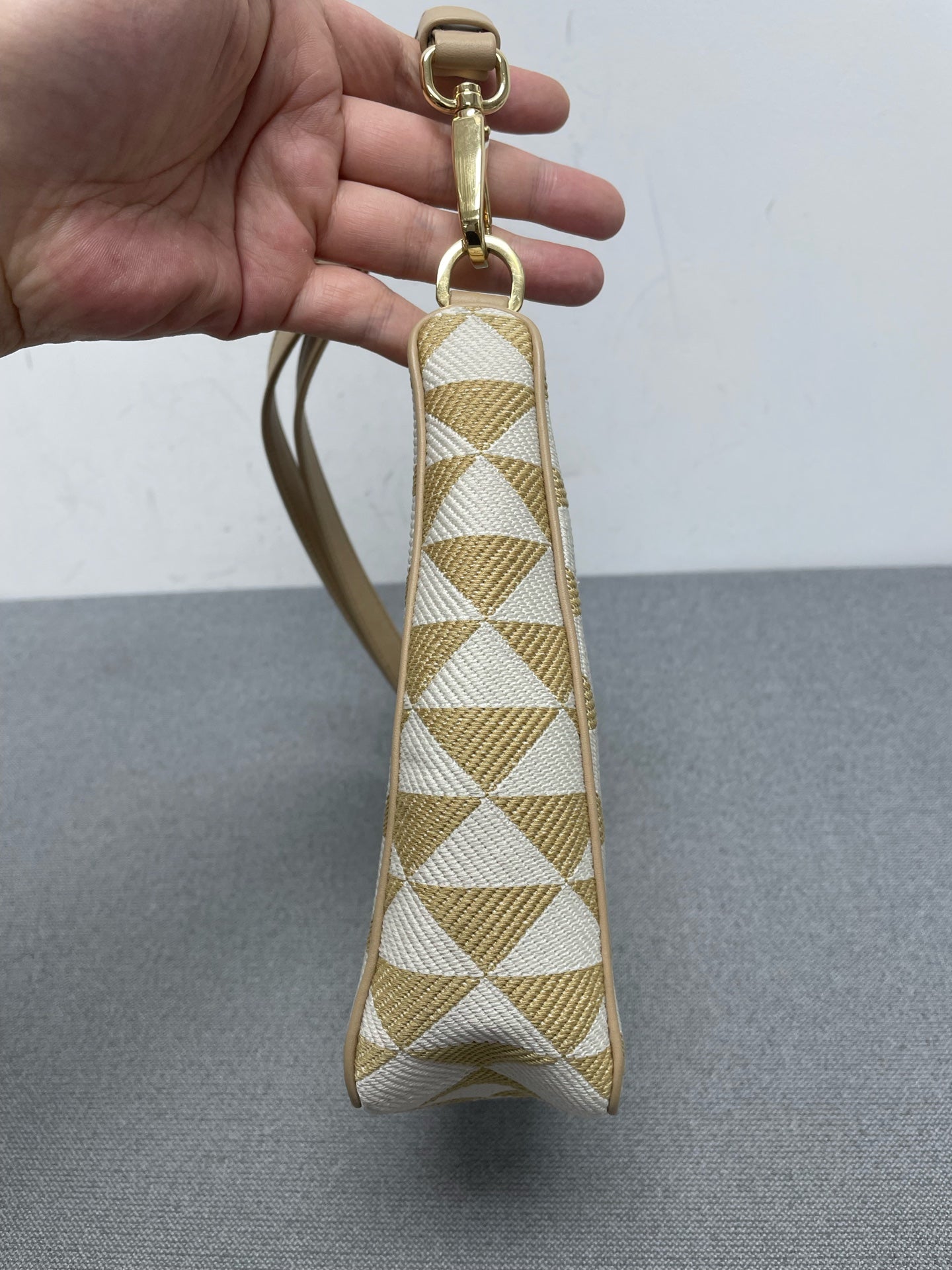 Prada - Other - Cloth - Beige - (mini)