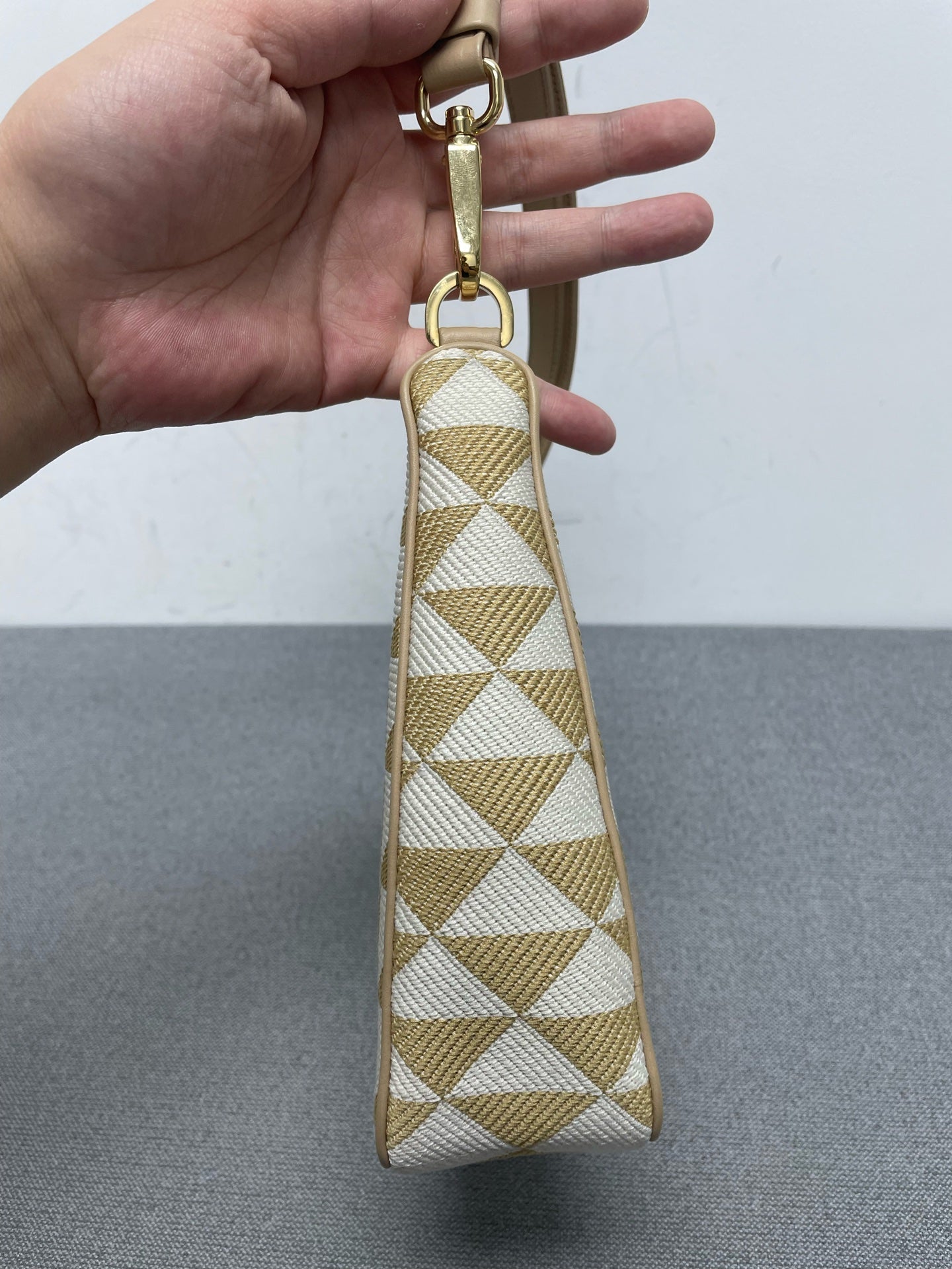 Prada - Other - Cloth - Beige - (mini)