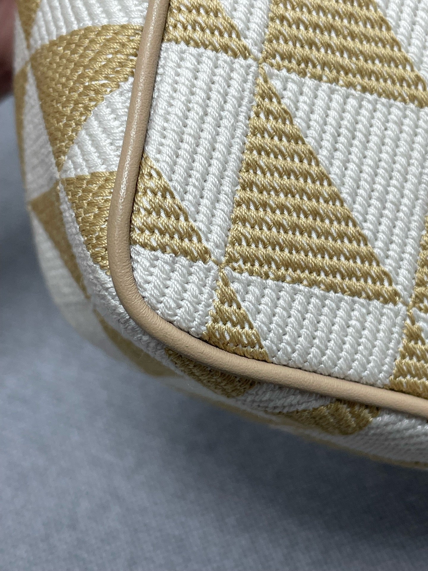 Prada - Other - Cloth - Beige - (mini)