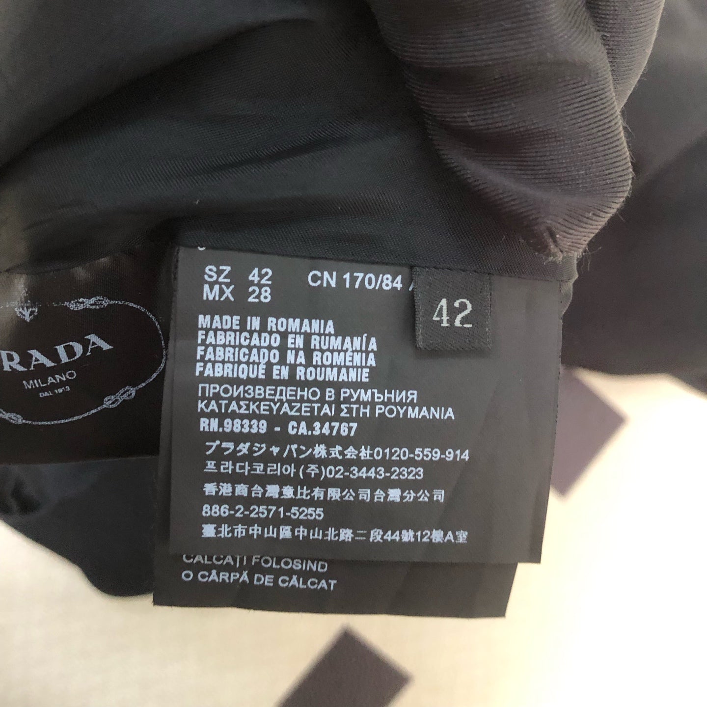 Prada - Other - Cloth - Black - (42)