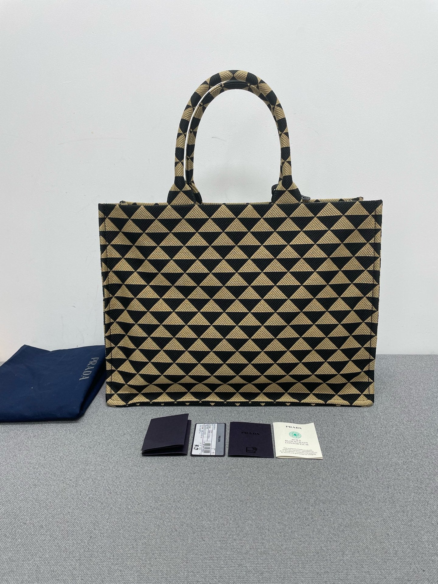Prada - Other - Cloth - Multicolour - (large)