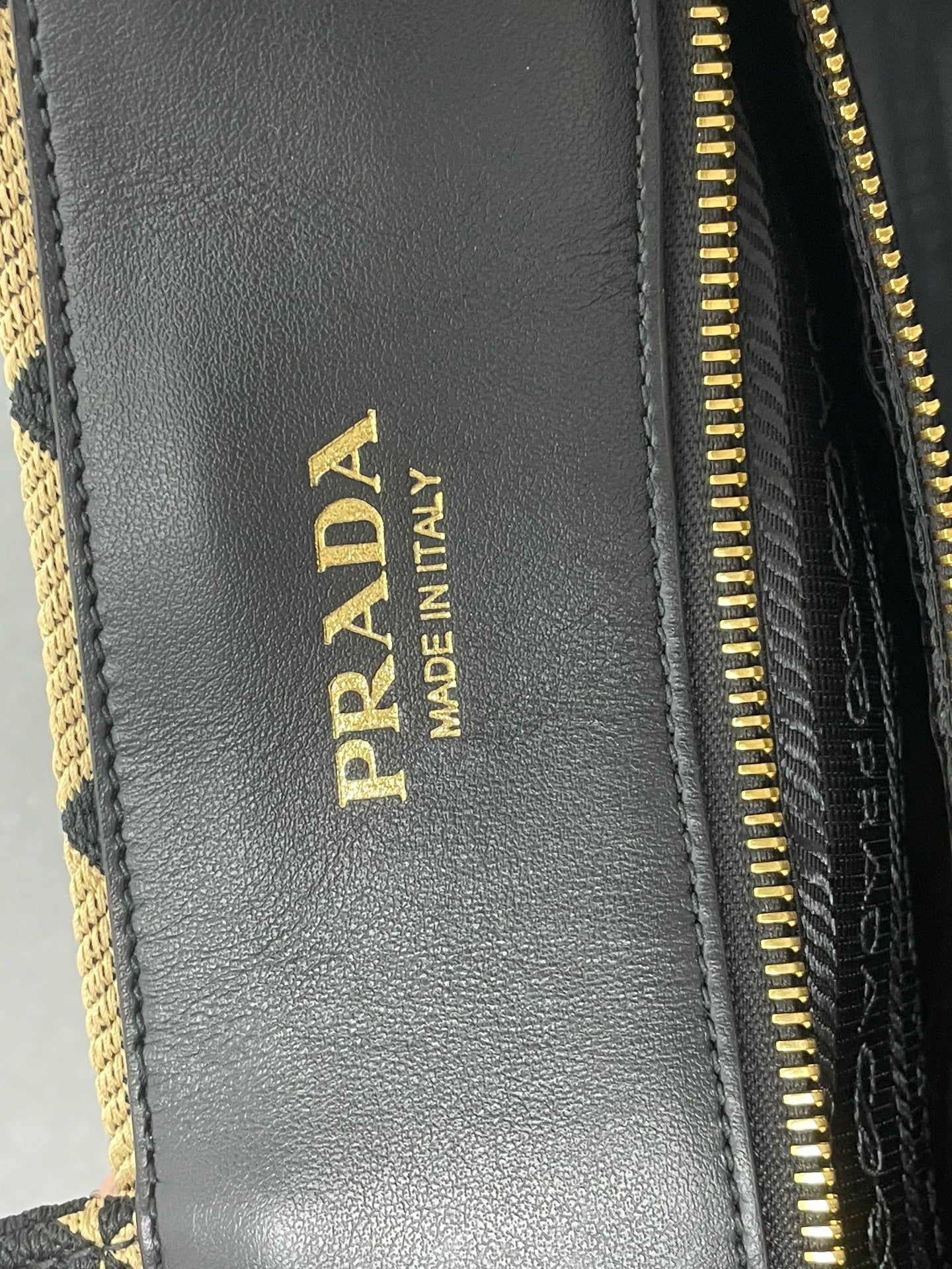 Prada - Other - Cloth - Multicolour - (large)