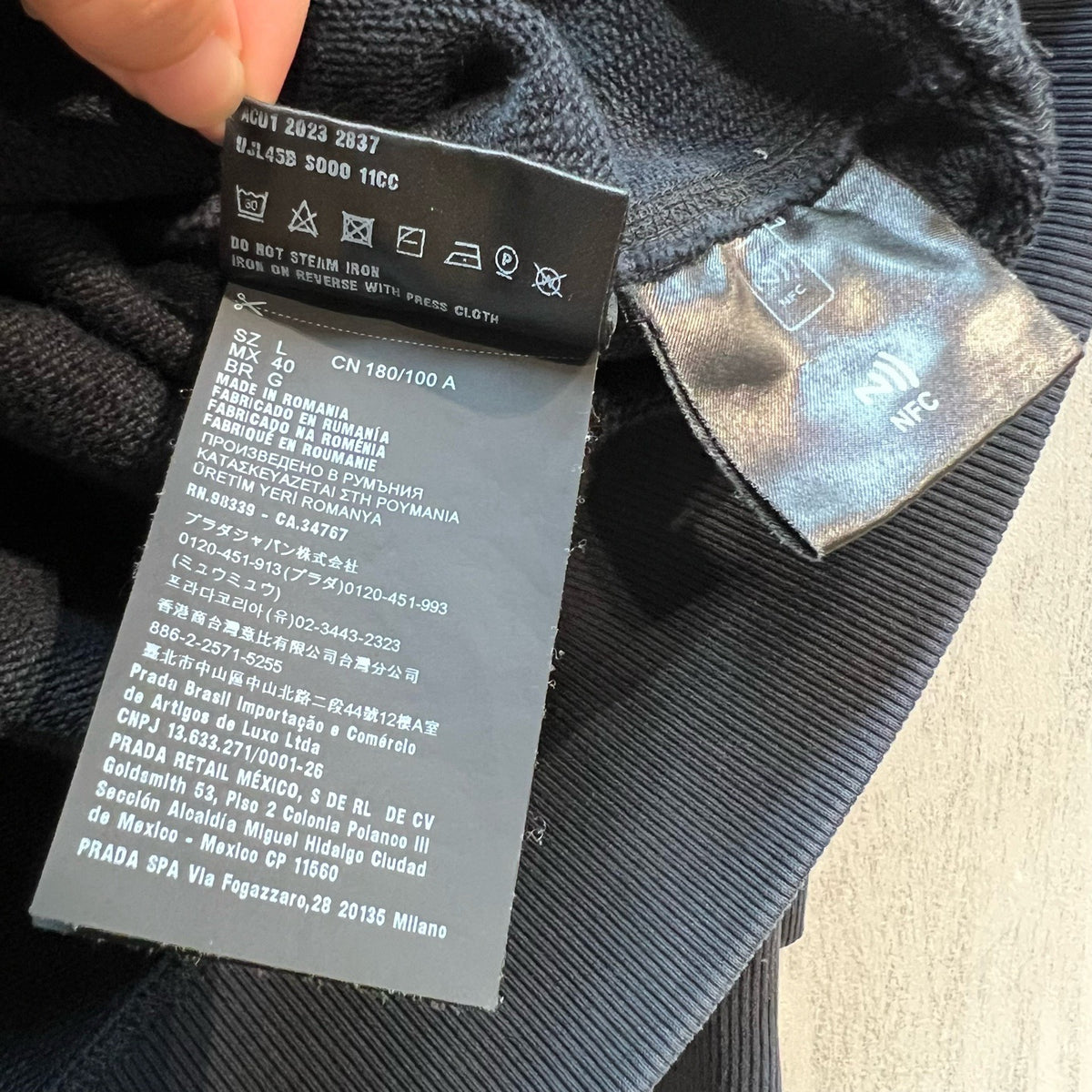 Prada - Other - Cotton - Black - (L)