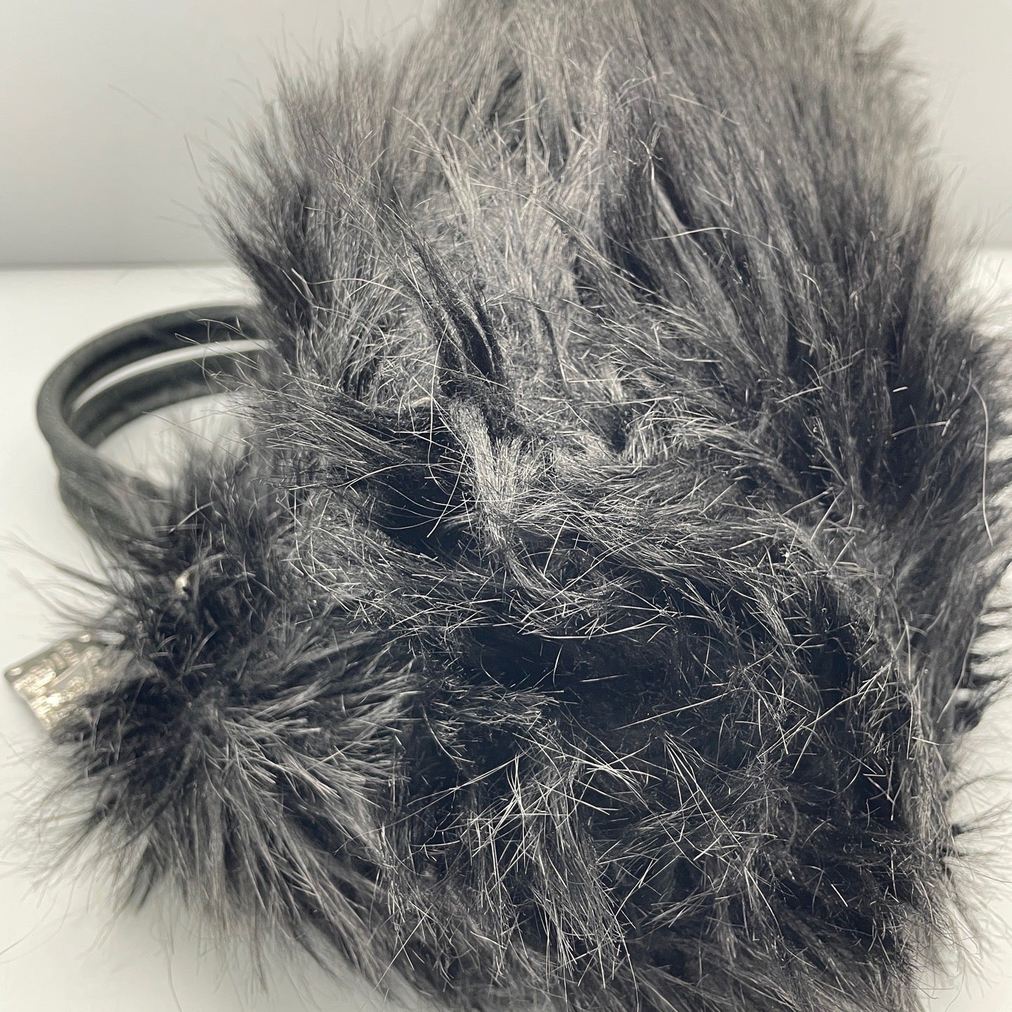 Prada - Other - Faux fur - Black - (medium)