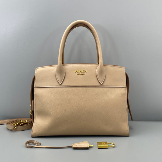 Prada - Other - Leather - Beige - (Medium)