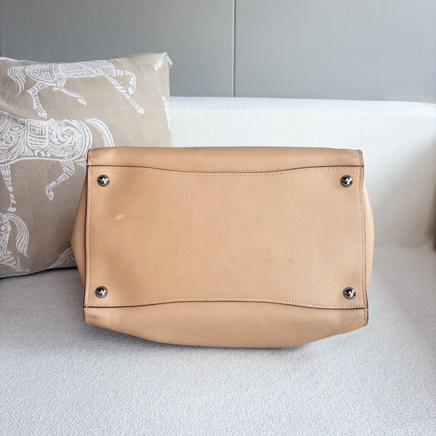 Prada - Other - Leather - Beige - (Other)