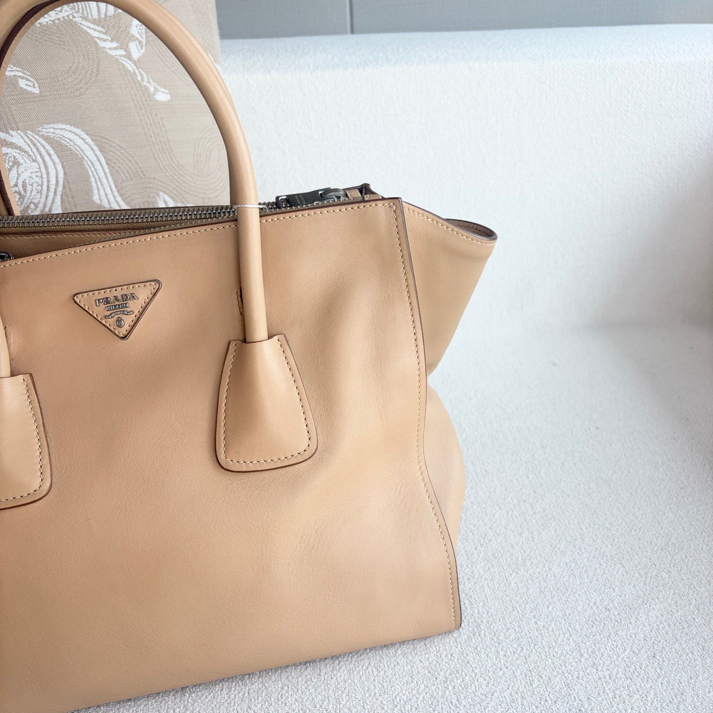 Prada - Other - Leather - Beige - (Other)