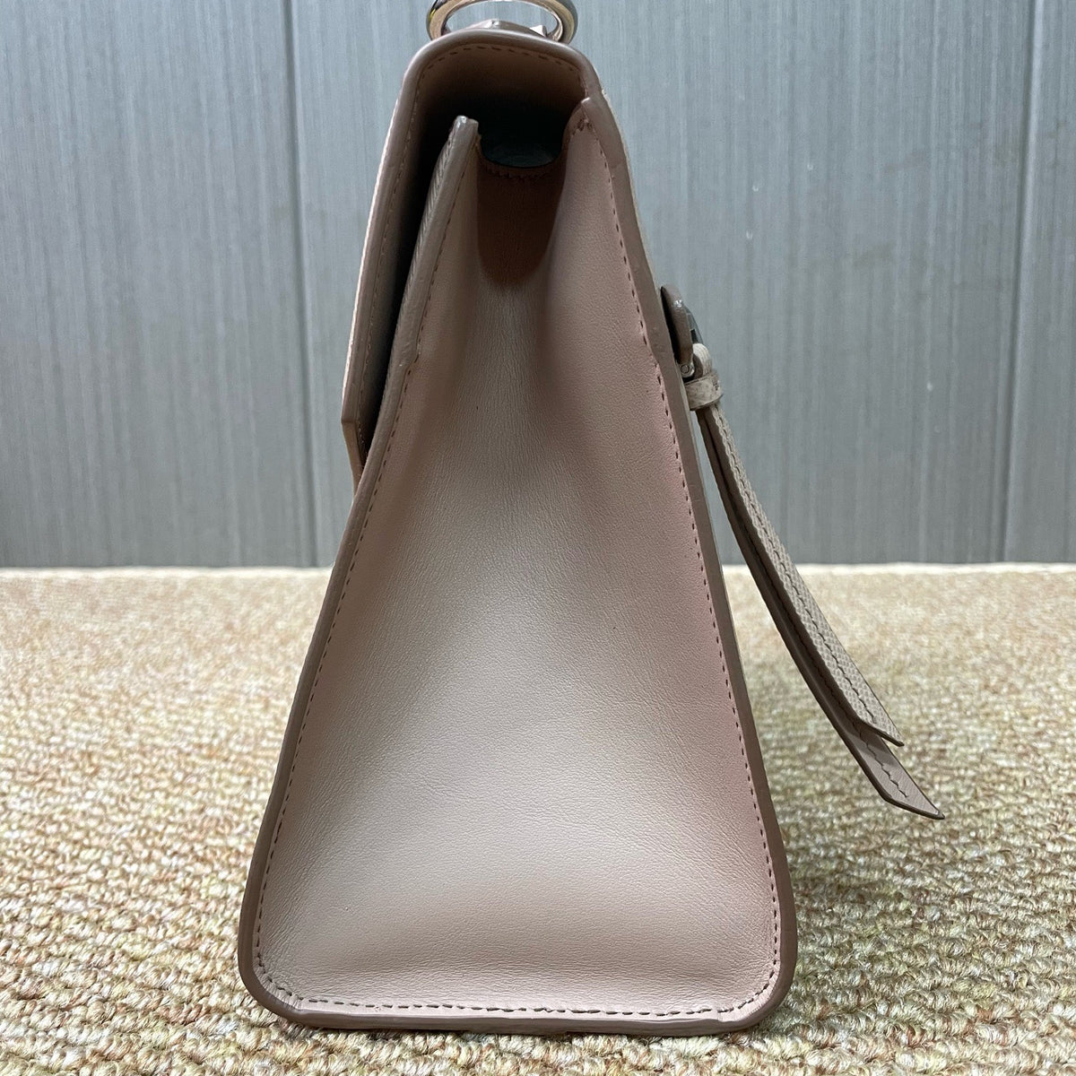Prada - Other - Leather - Beige - (small)