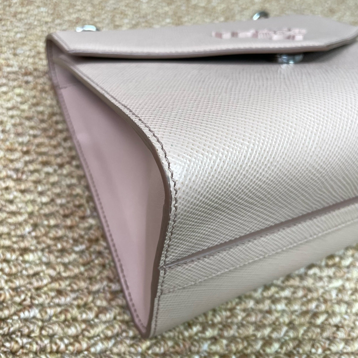 Prada - Other - Leather - Beige - (small)