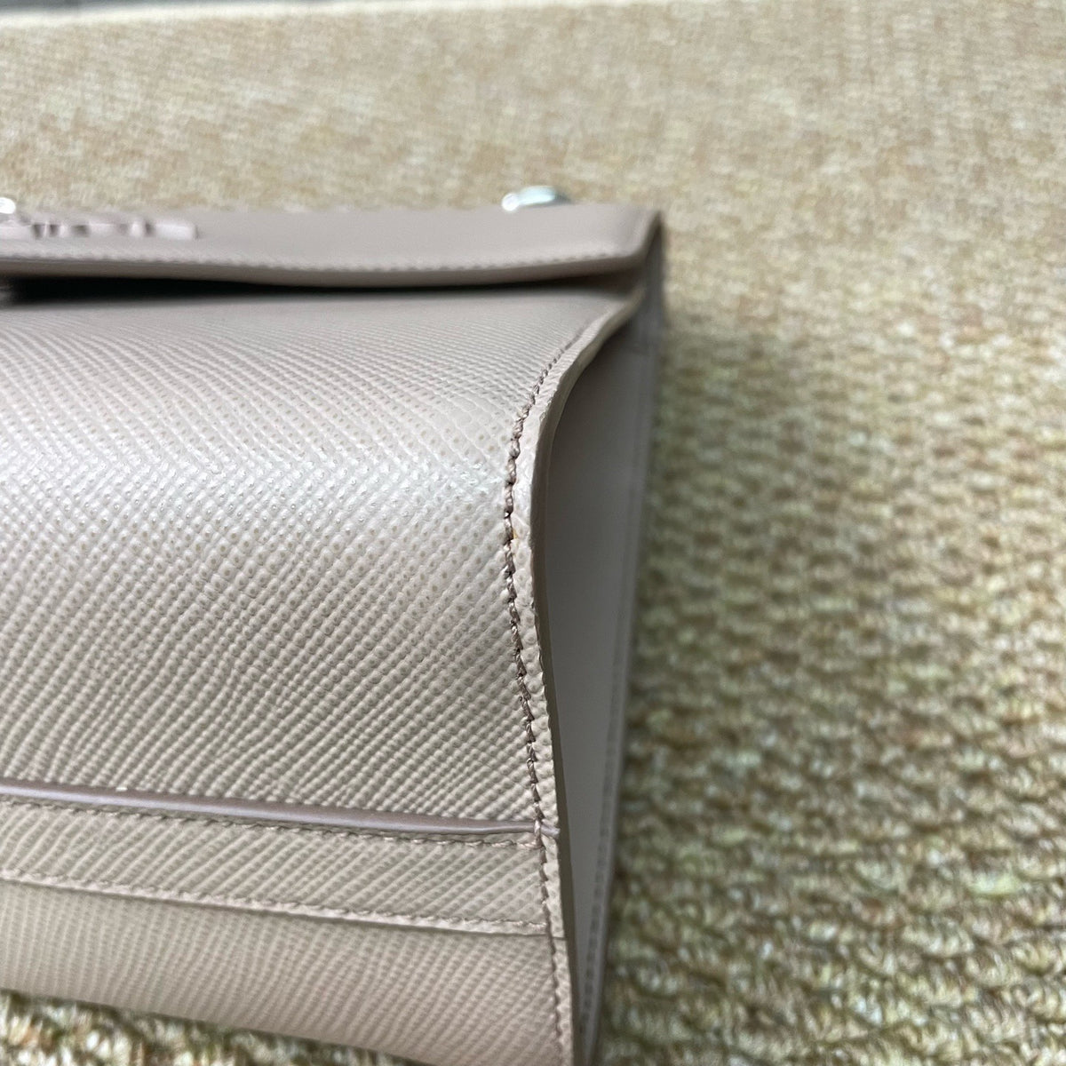 Prada - Other - Leather - Beige - (small)