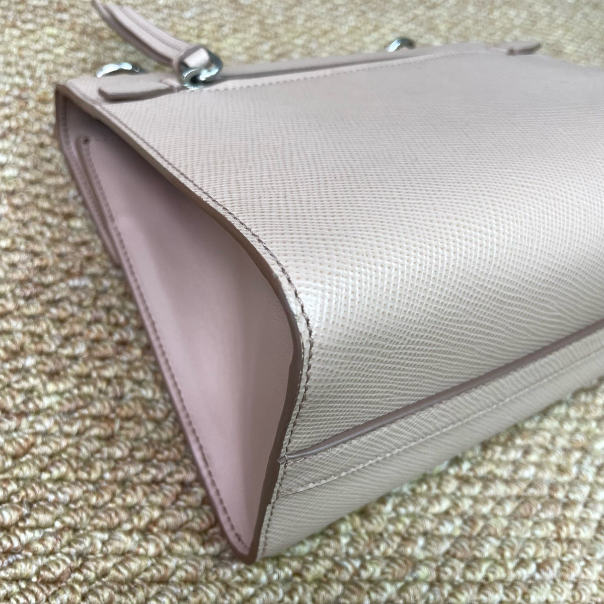 Prada - Other - Leather - Beige - (small)