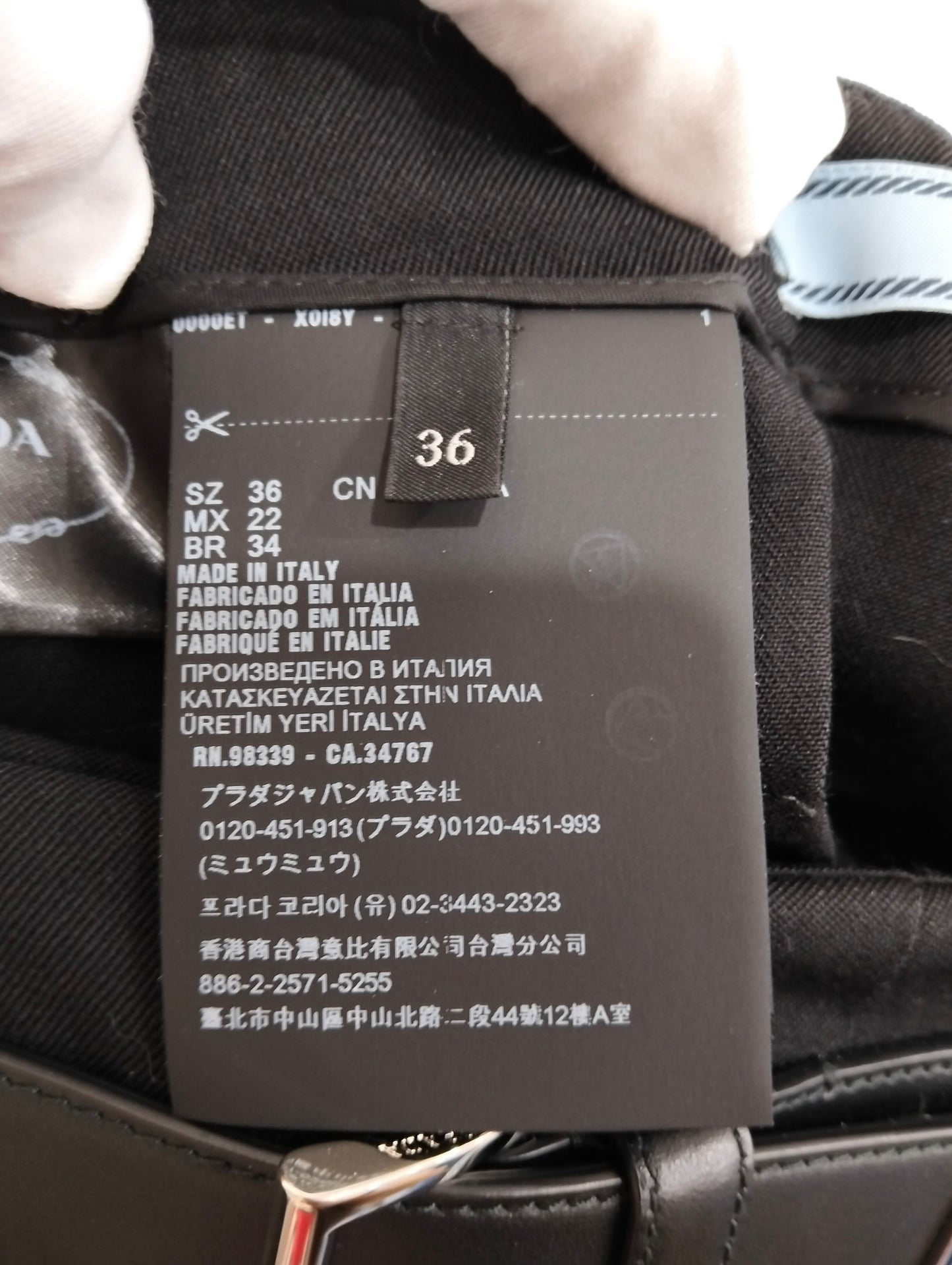 Prada - Other - Leather - Black - (36)