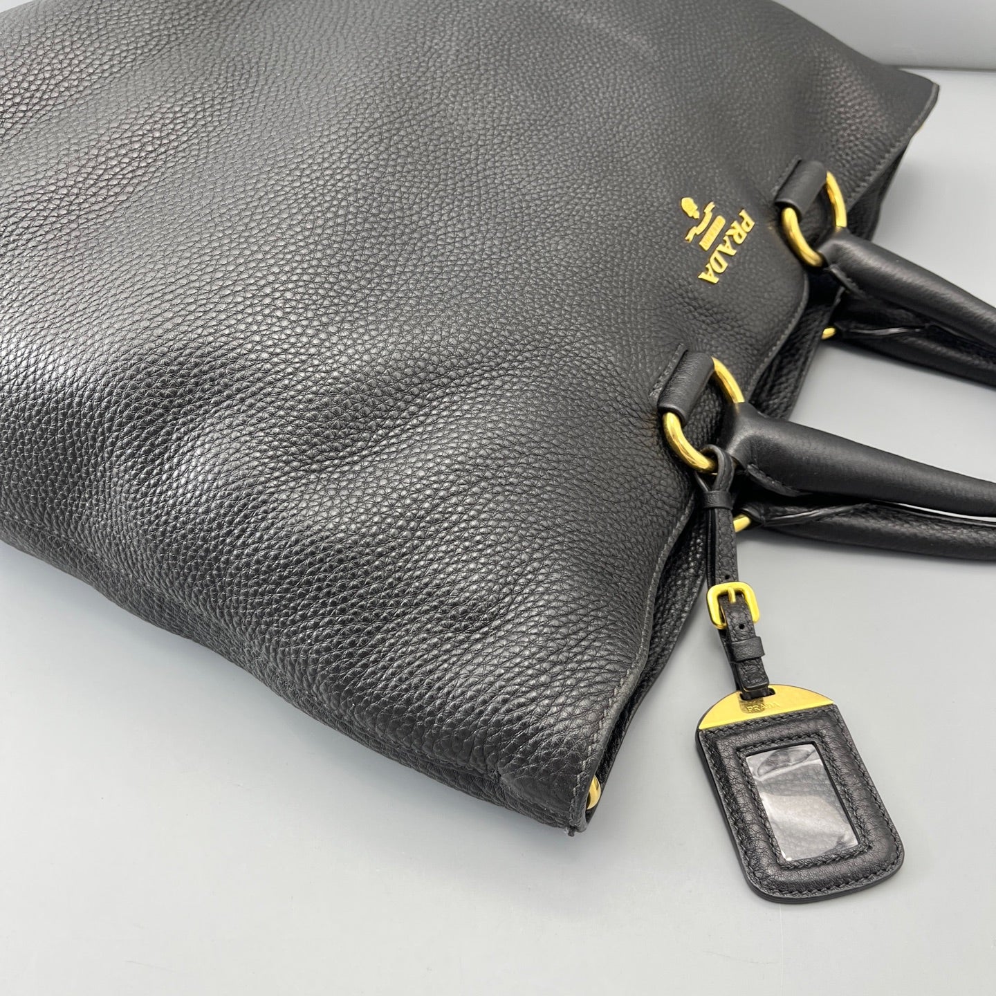 Prada - Other - Leather - Black - (large)