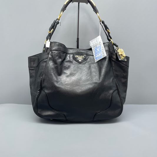 Prada - Other - Leather - Black - (medium)