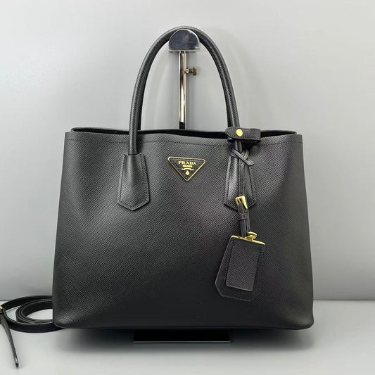 Prada - Other - Leather - Black - (medium)