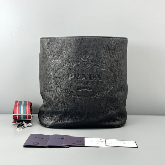 Prada - Other - Leather - Black - (medium)