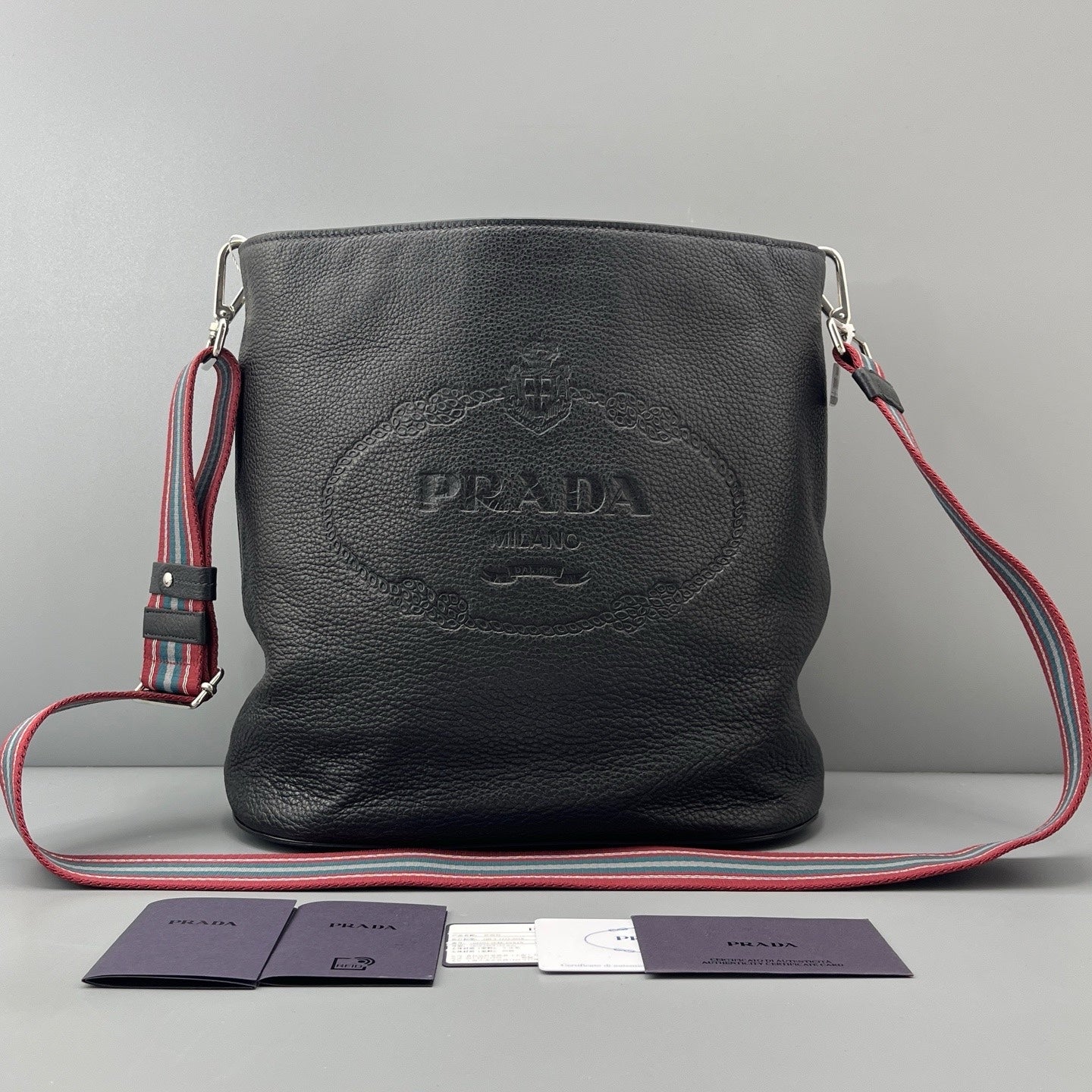 Prada - Other - Leather - Black - (medium)
