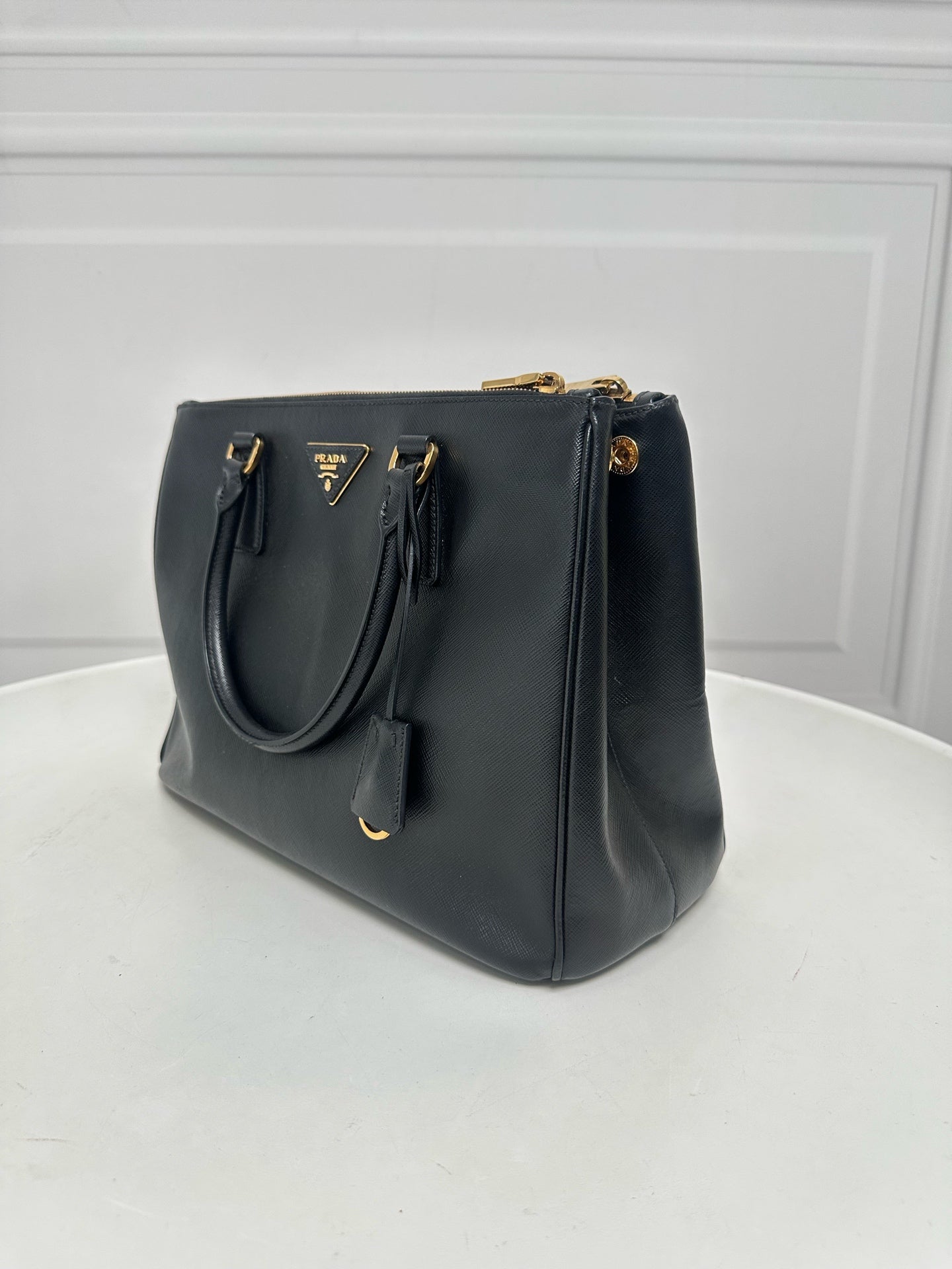 Prada - Other - Leather - Black - (medium)