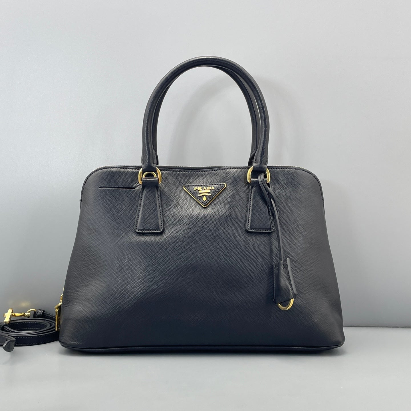 Prada - Other - Leather - Black - (medium)