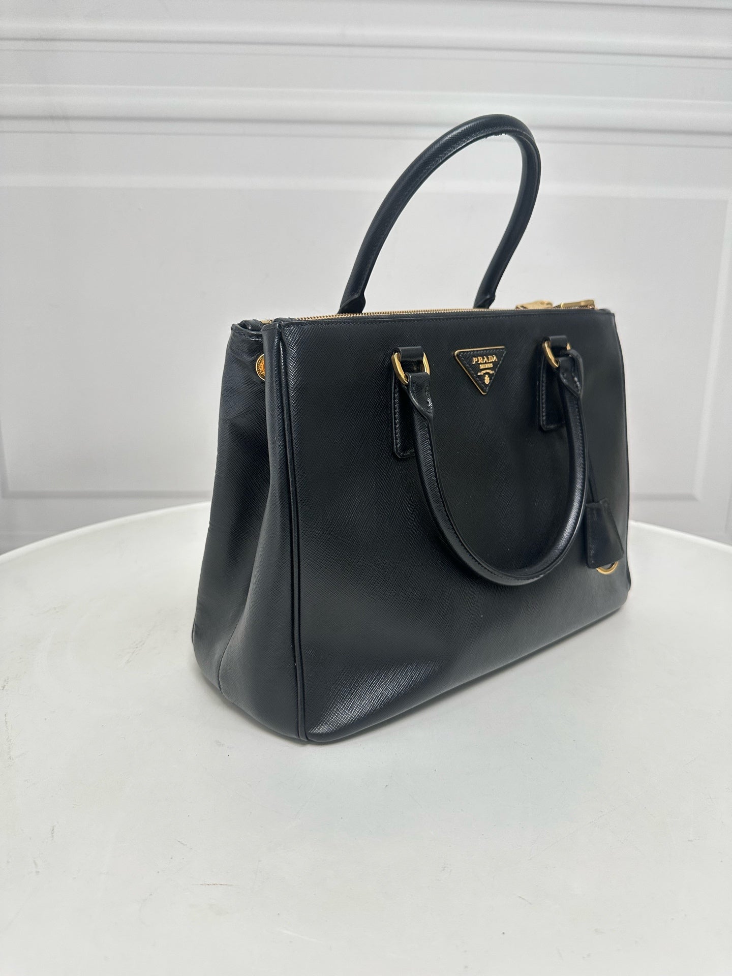 Prada - Other - Leather - Black - (medium)