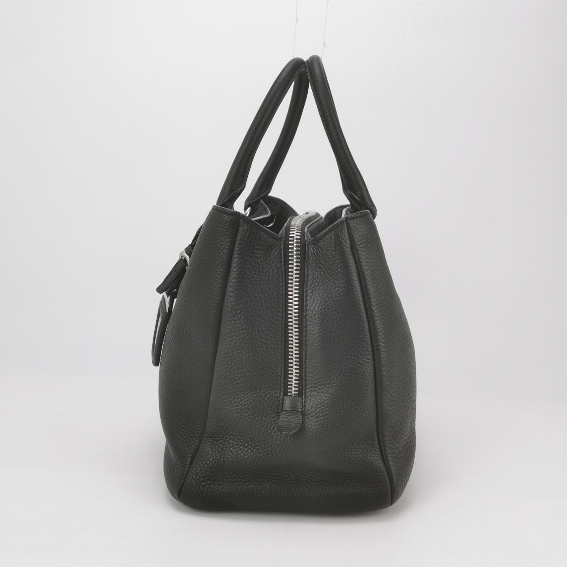 Prada - Other - Leather - Black - (Medium)