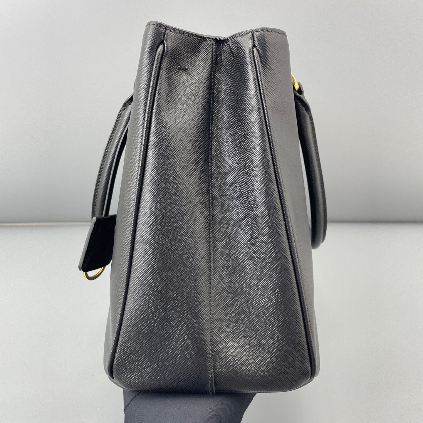 Prada - Other - Leather - Black - (Medium)