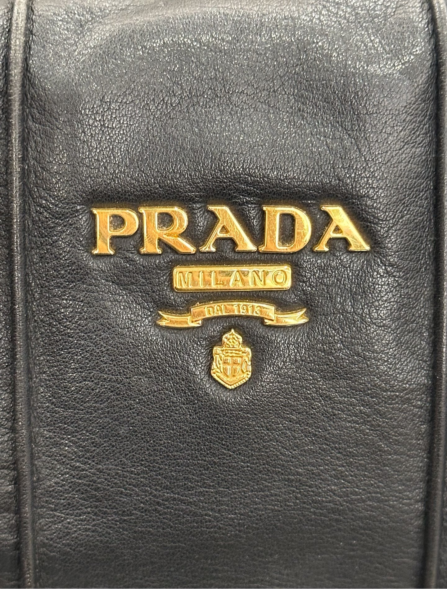 Prada - Other - Leather - Black - (Medium)