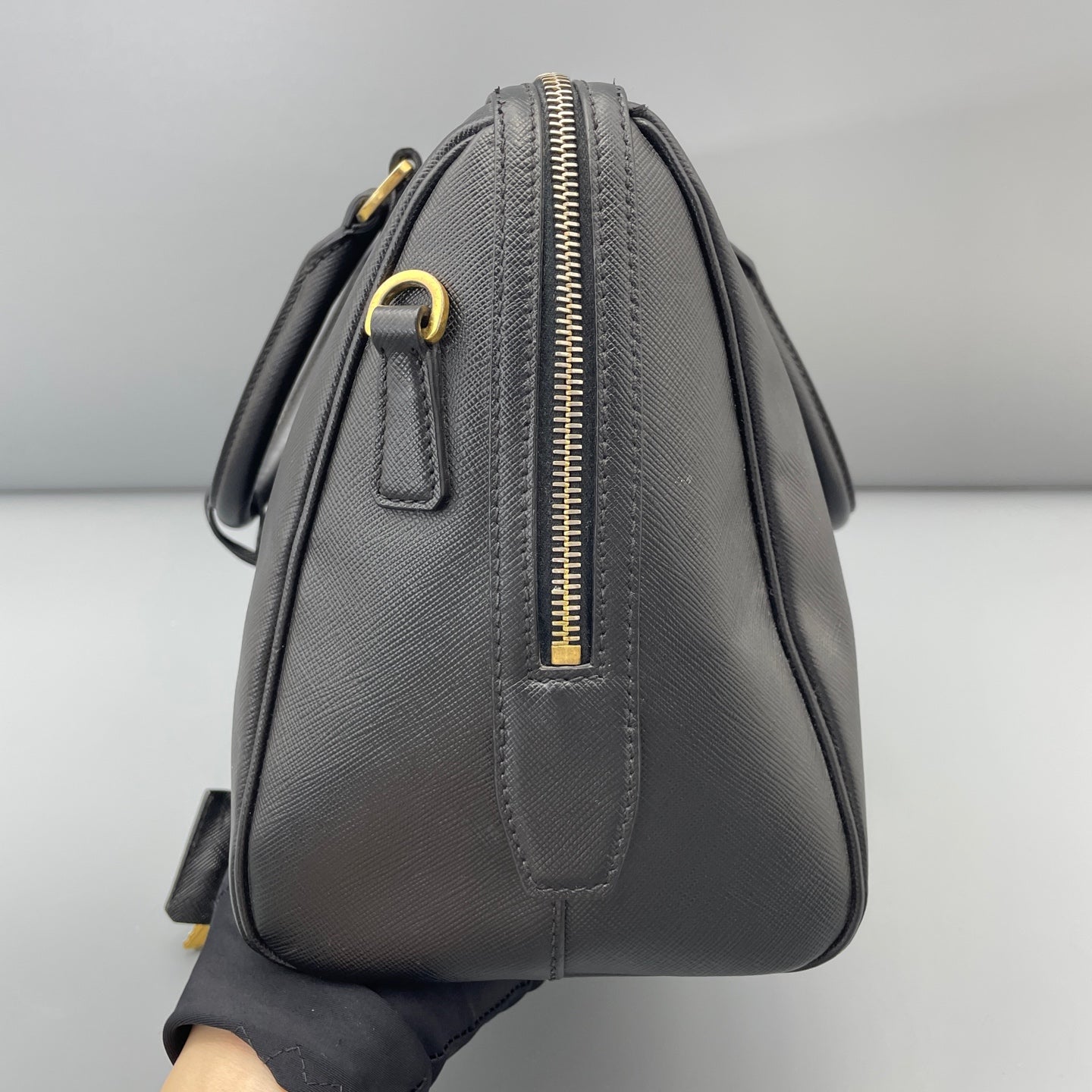 Prada - Other - Leather - Black - (Medium)