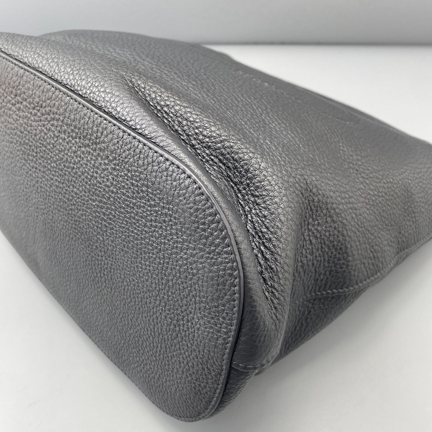 Prada - Other - Leather - Black - (medium)