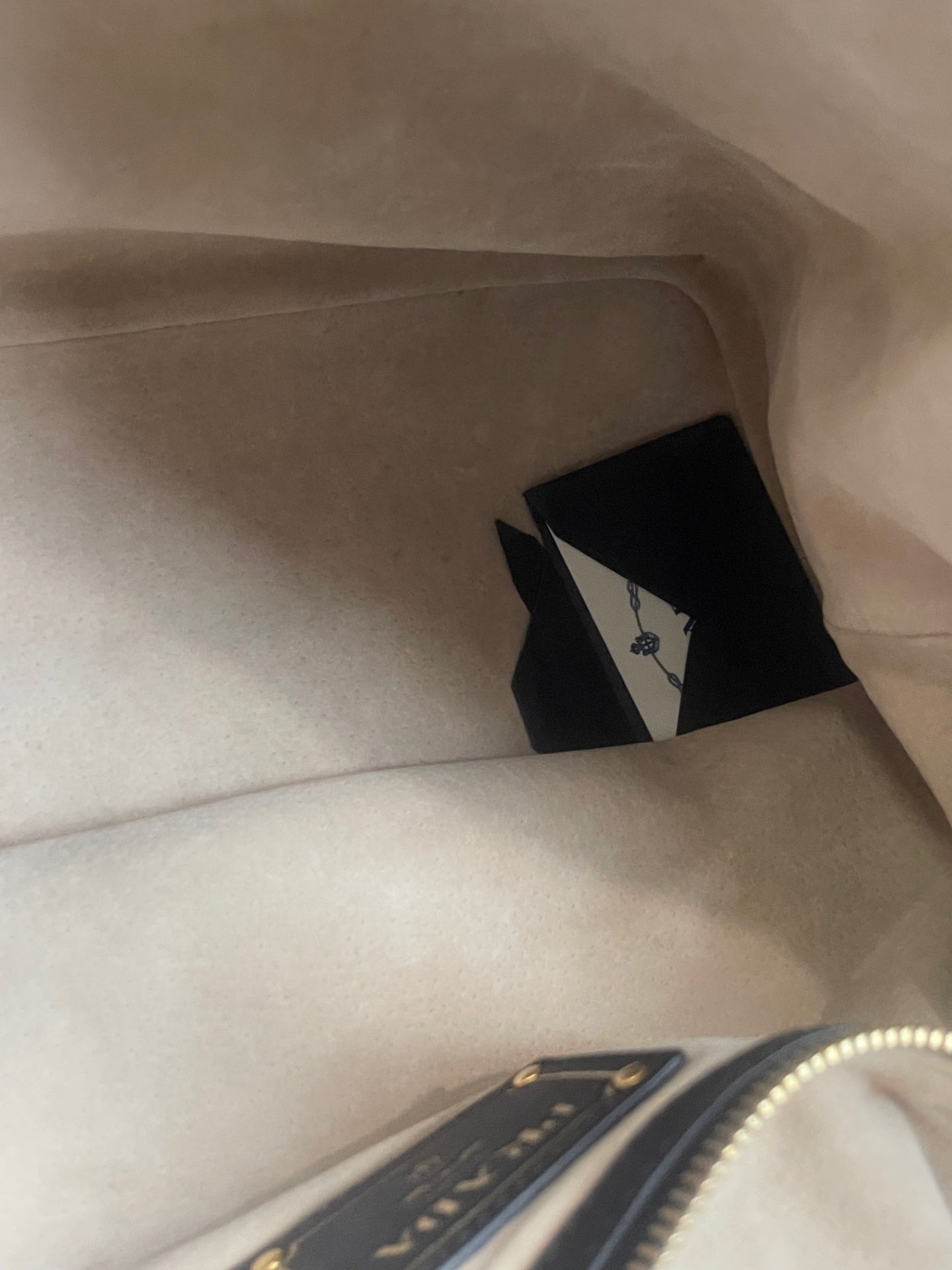 Prada - Other - Leather - Black - (medium)