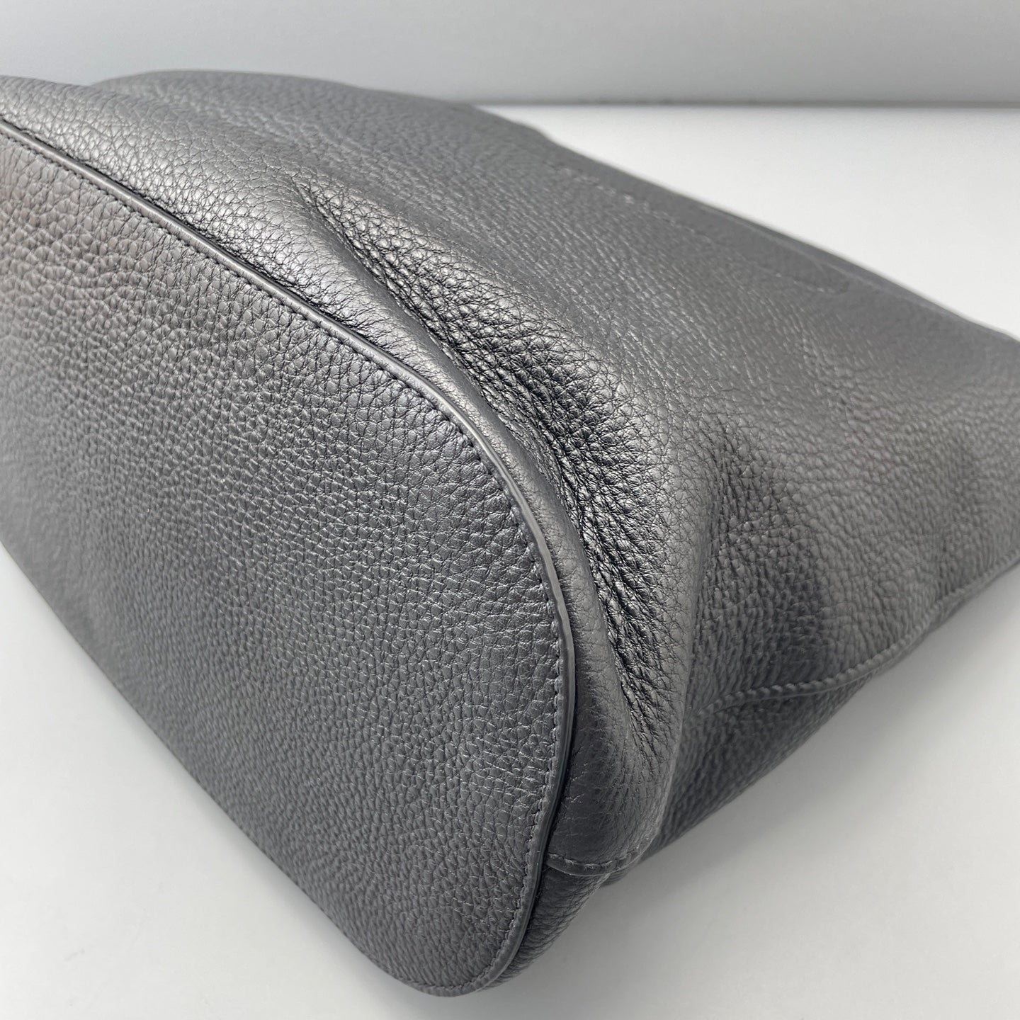 Prada - Other - Leather - Black - (medium)