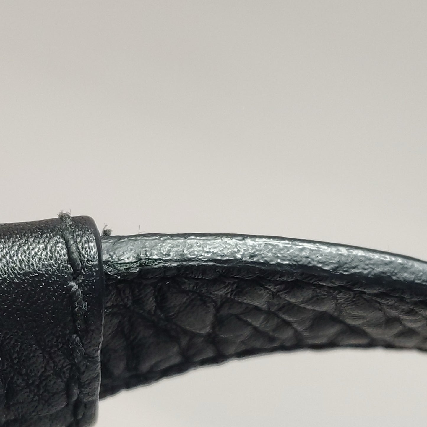 Prada - Other - Leather - Black - (medium)