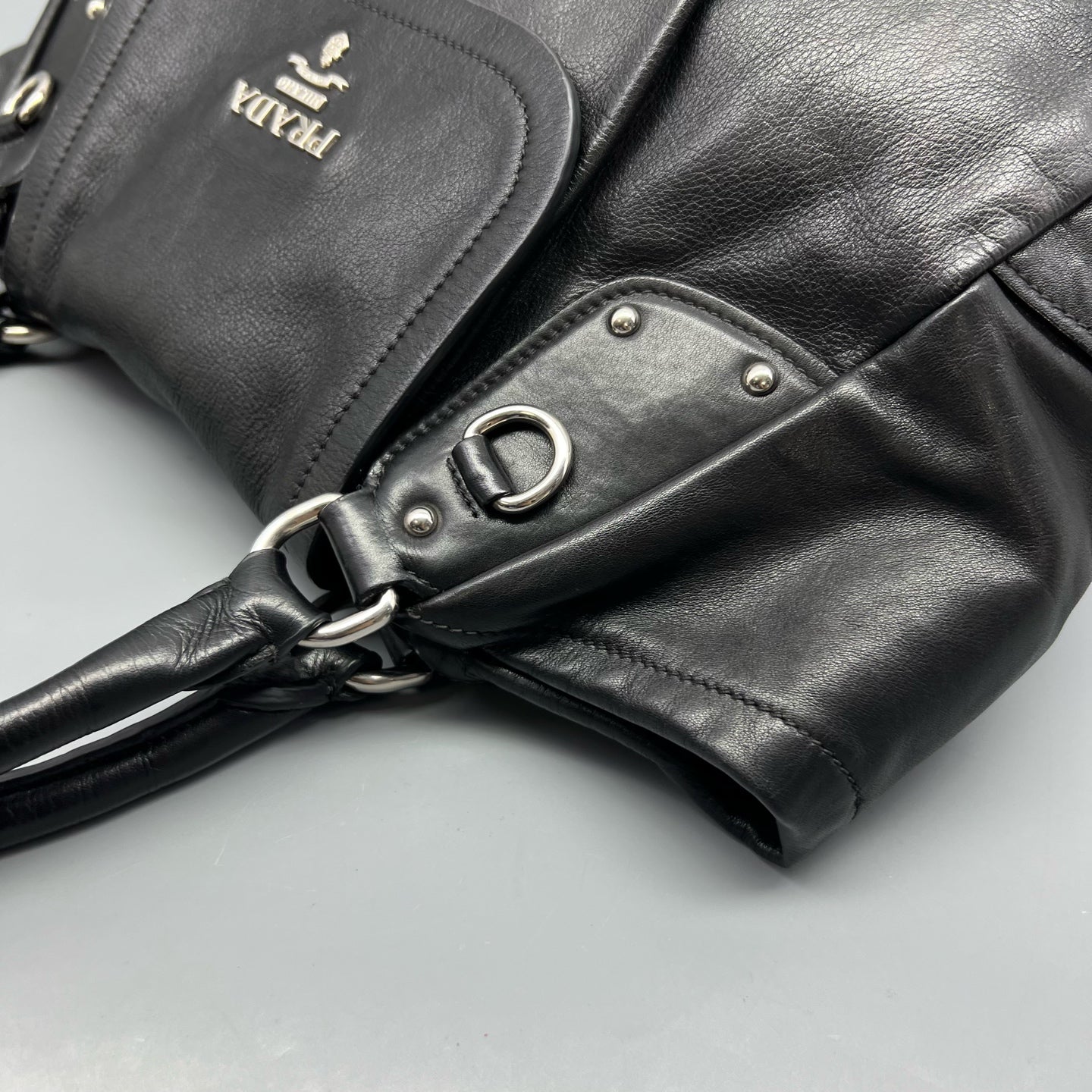 Prada - Other - Leather - Black - (medium)
