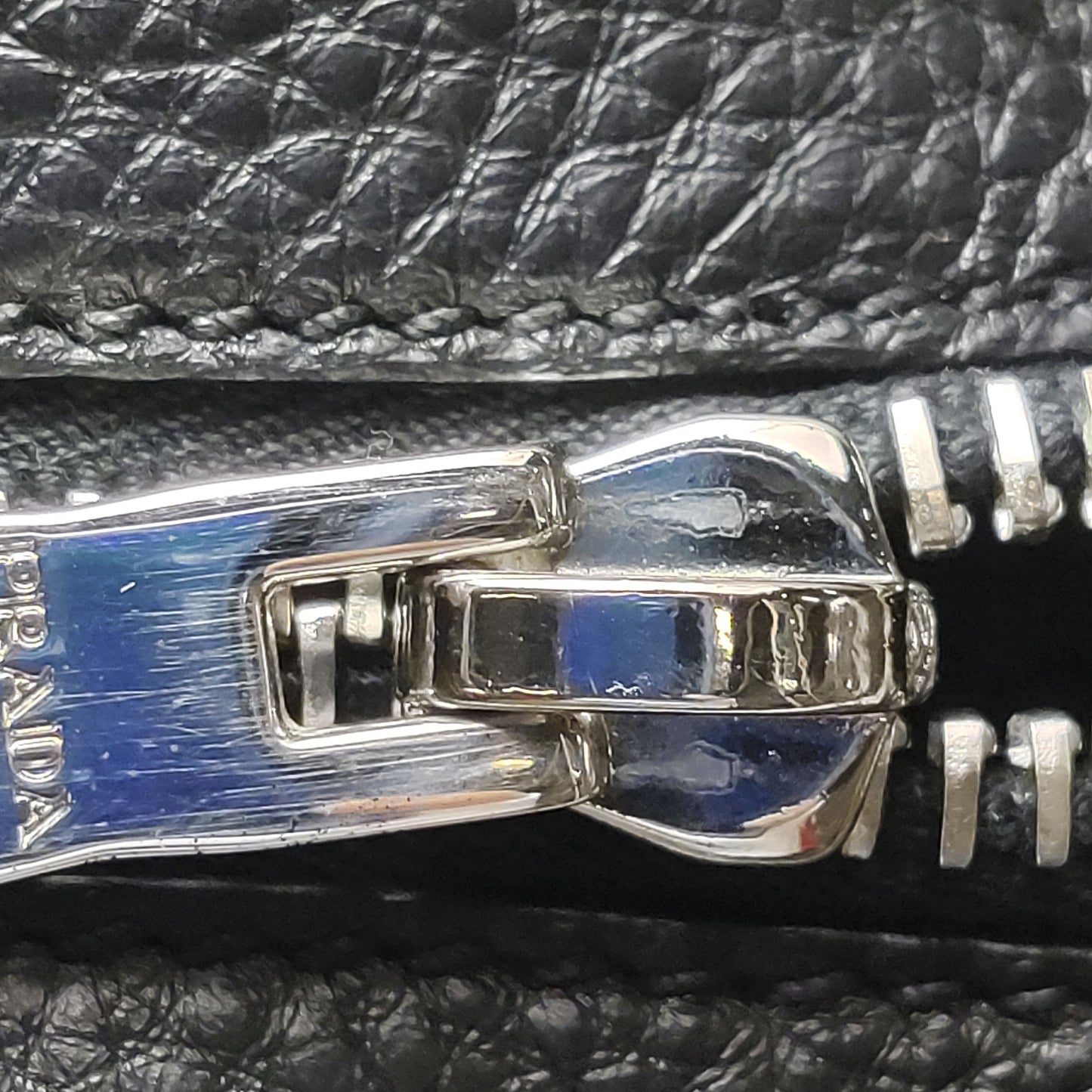 Prada - Other - Leather - Black - (Medium)