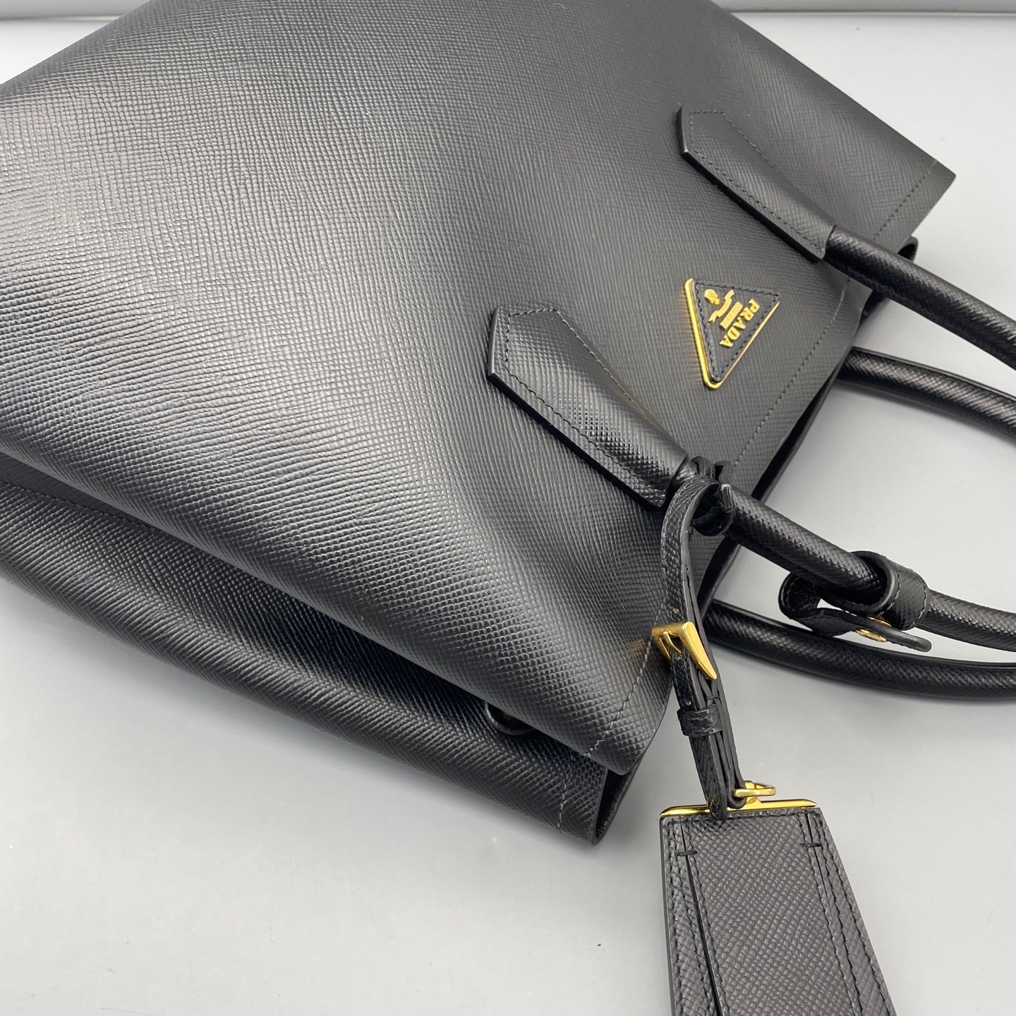 Prada - Other - Leather - Black - (medium)