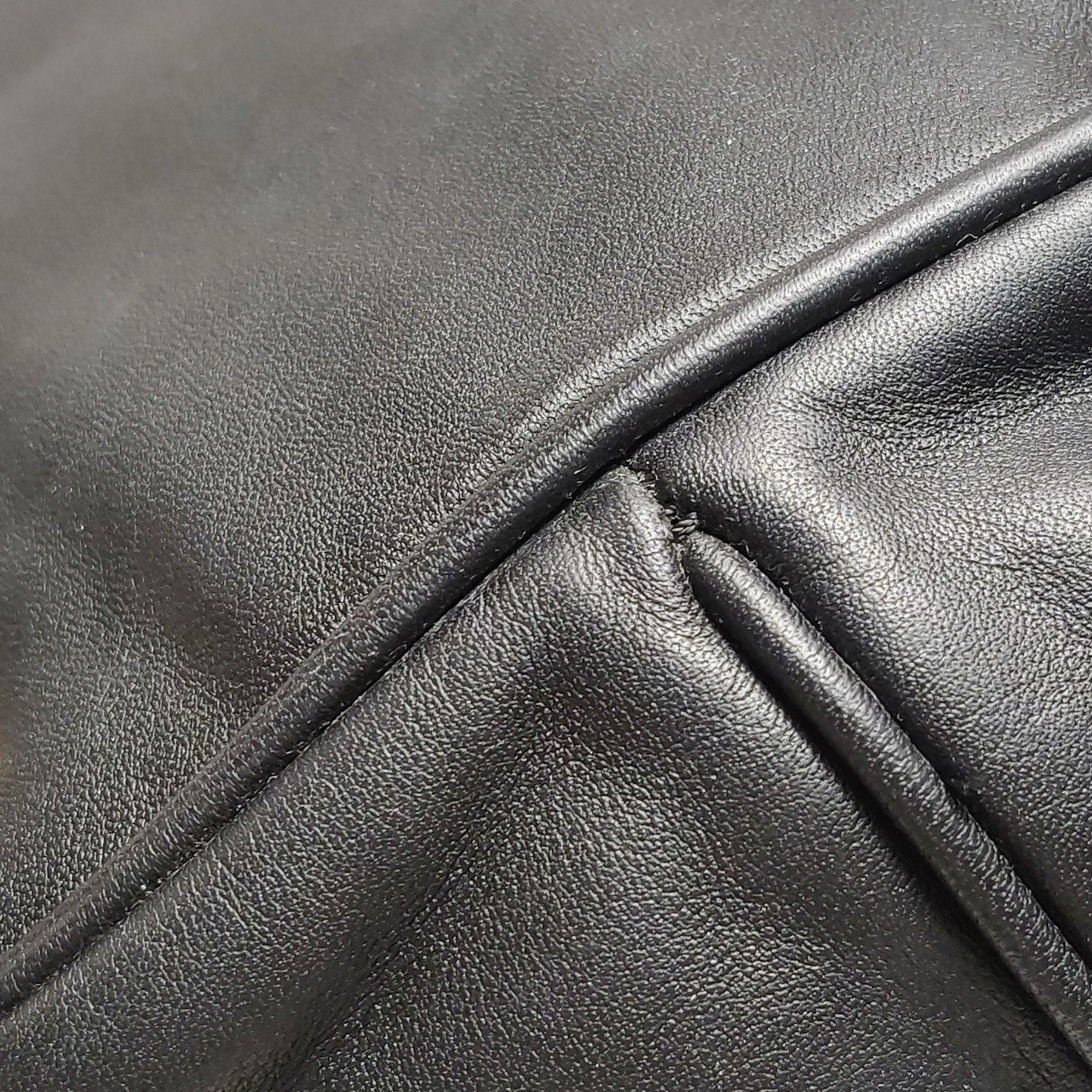 Prada - Other - Leather - Black - (medium)