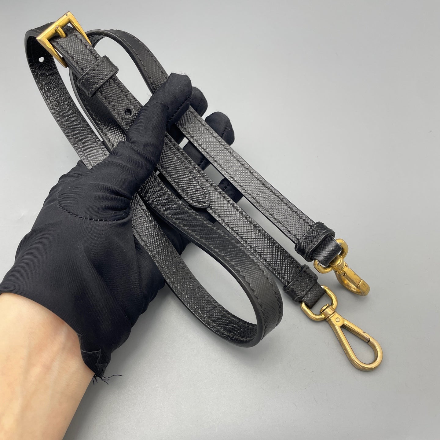 Prada - Other - Leather - Black - (Medium)