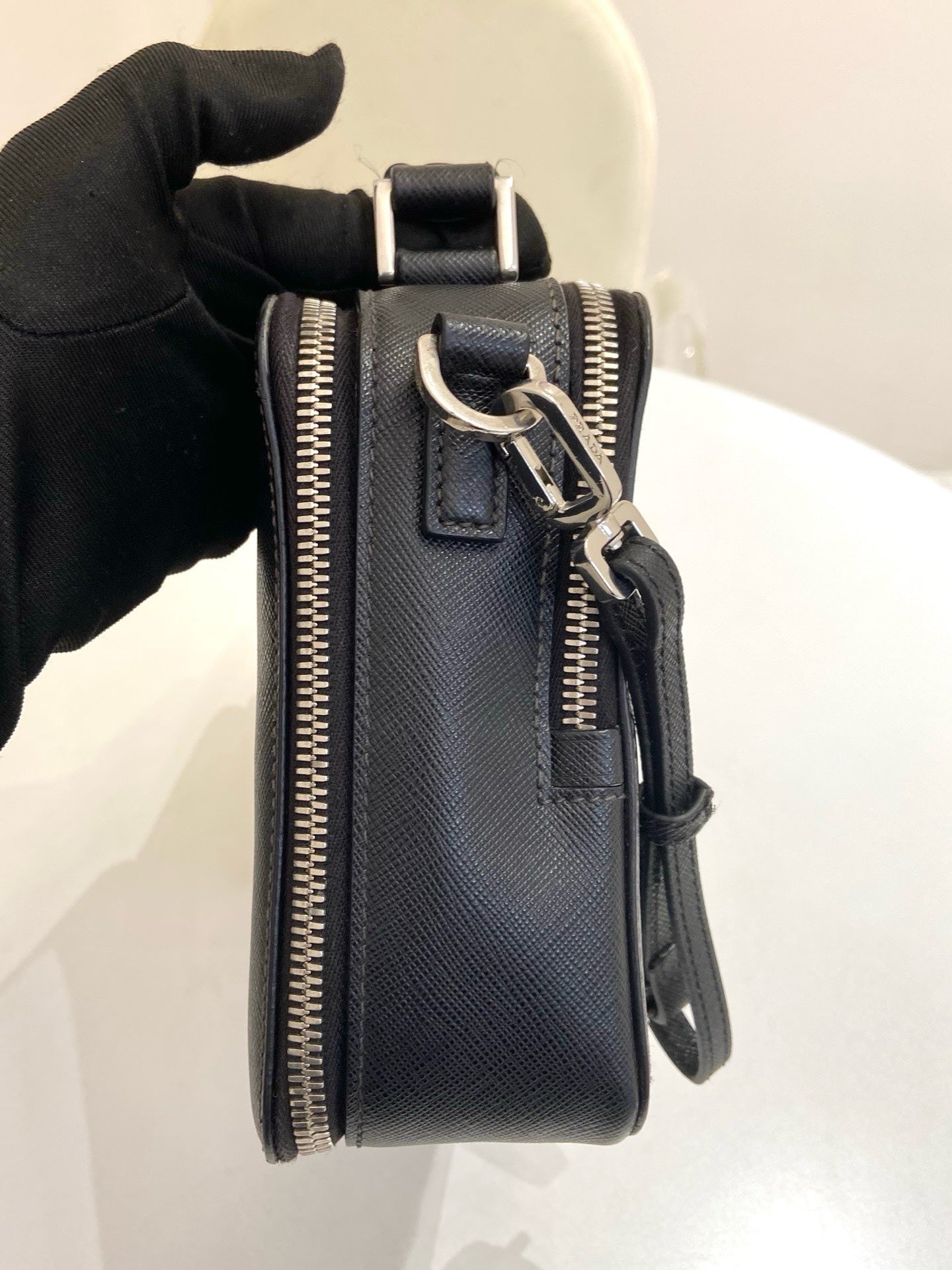Prada - Other - Leather - Black - (small)