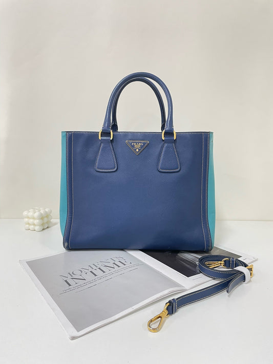 Prada - Other - Leather - Blue - (medium)