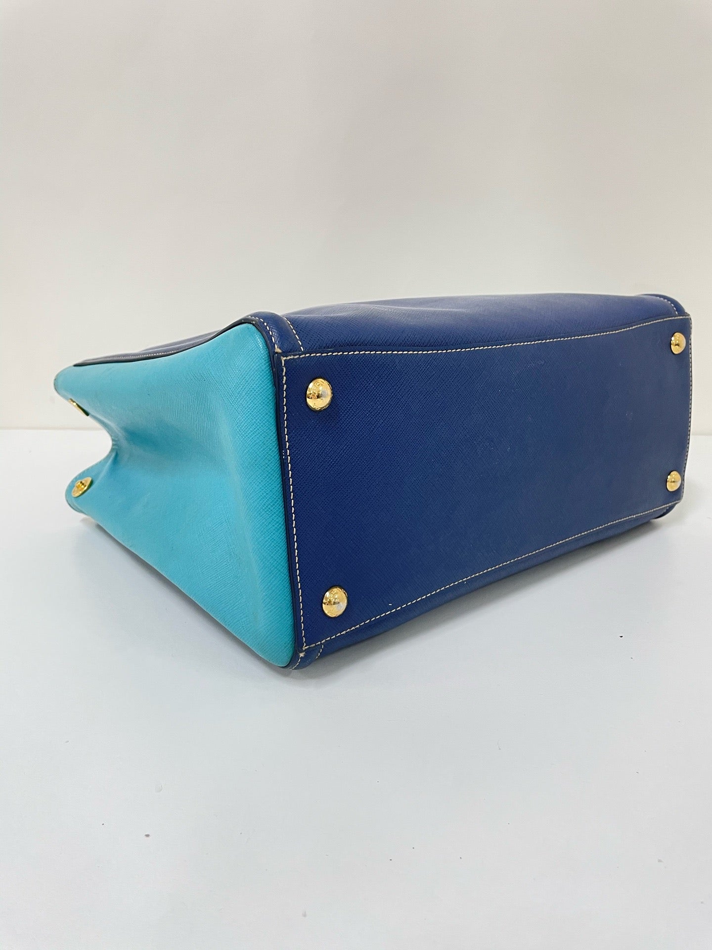 Prada - Other - Leather - Blue - (medium)