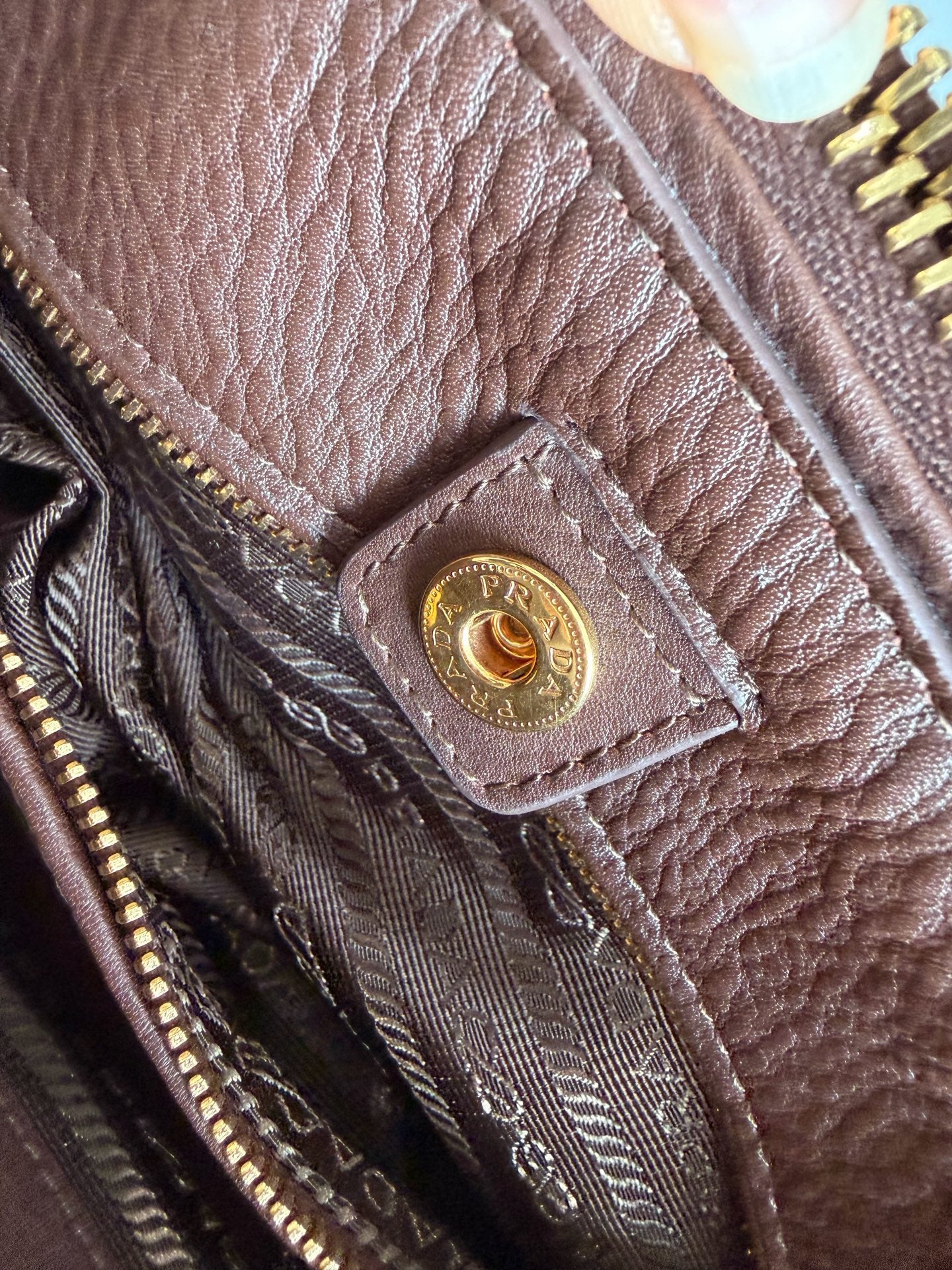 Prada - Other - Leather - Brown - (medium)