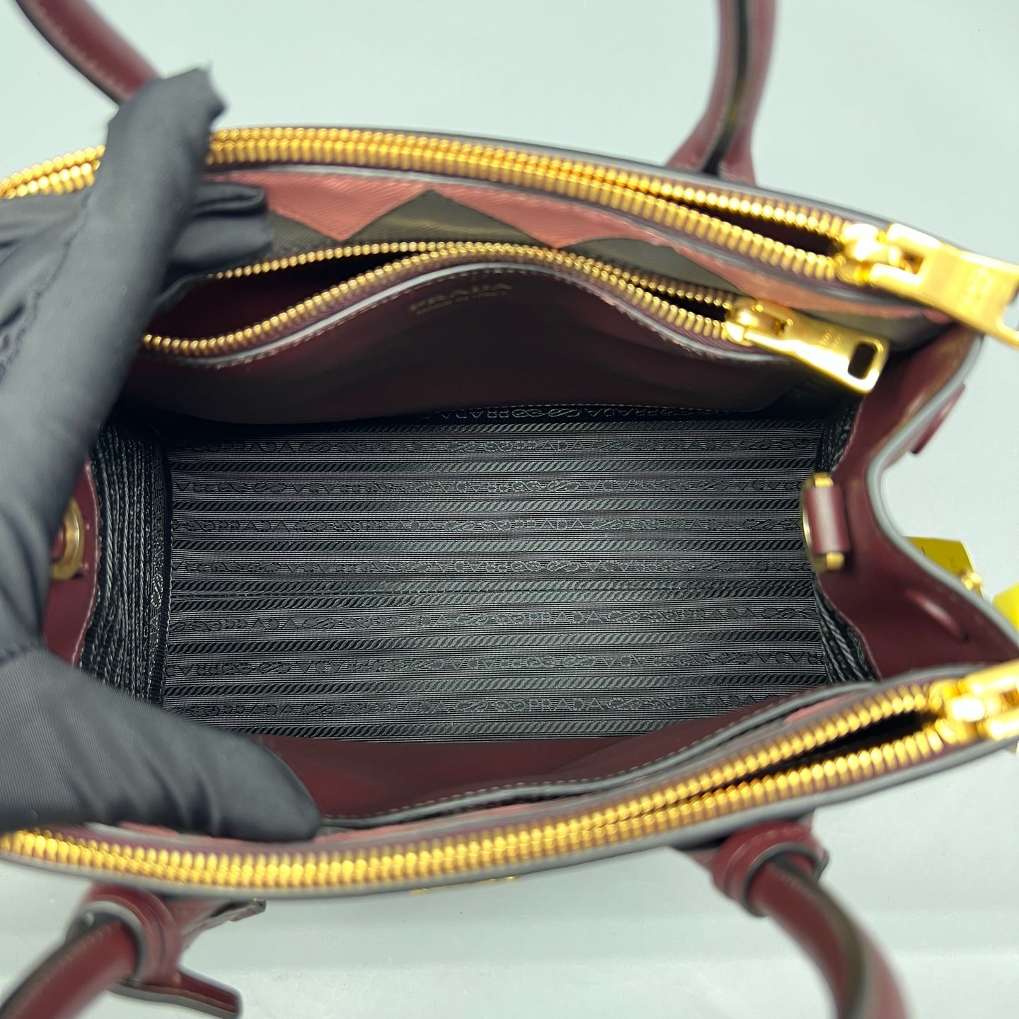 Prada - Other - Leather - Burgundy - (medium)