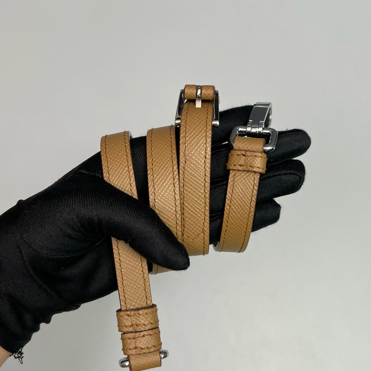 Prada - Other - Leather - Camel - (medium)