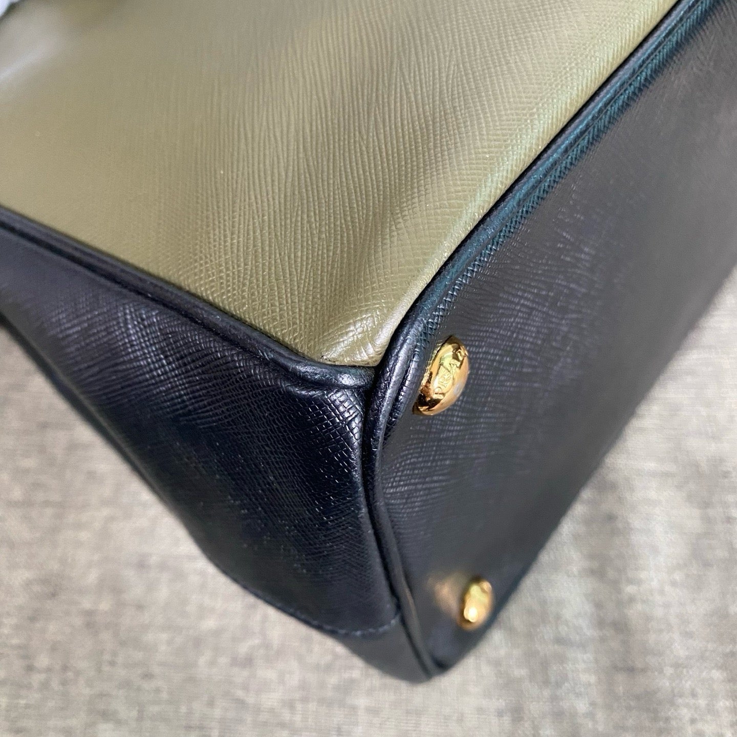 Prada - Other - Leather - Green - (medium)