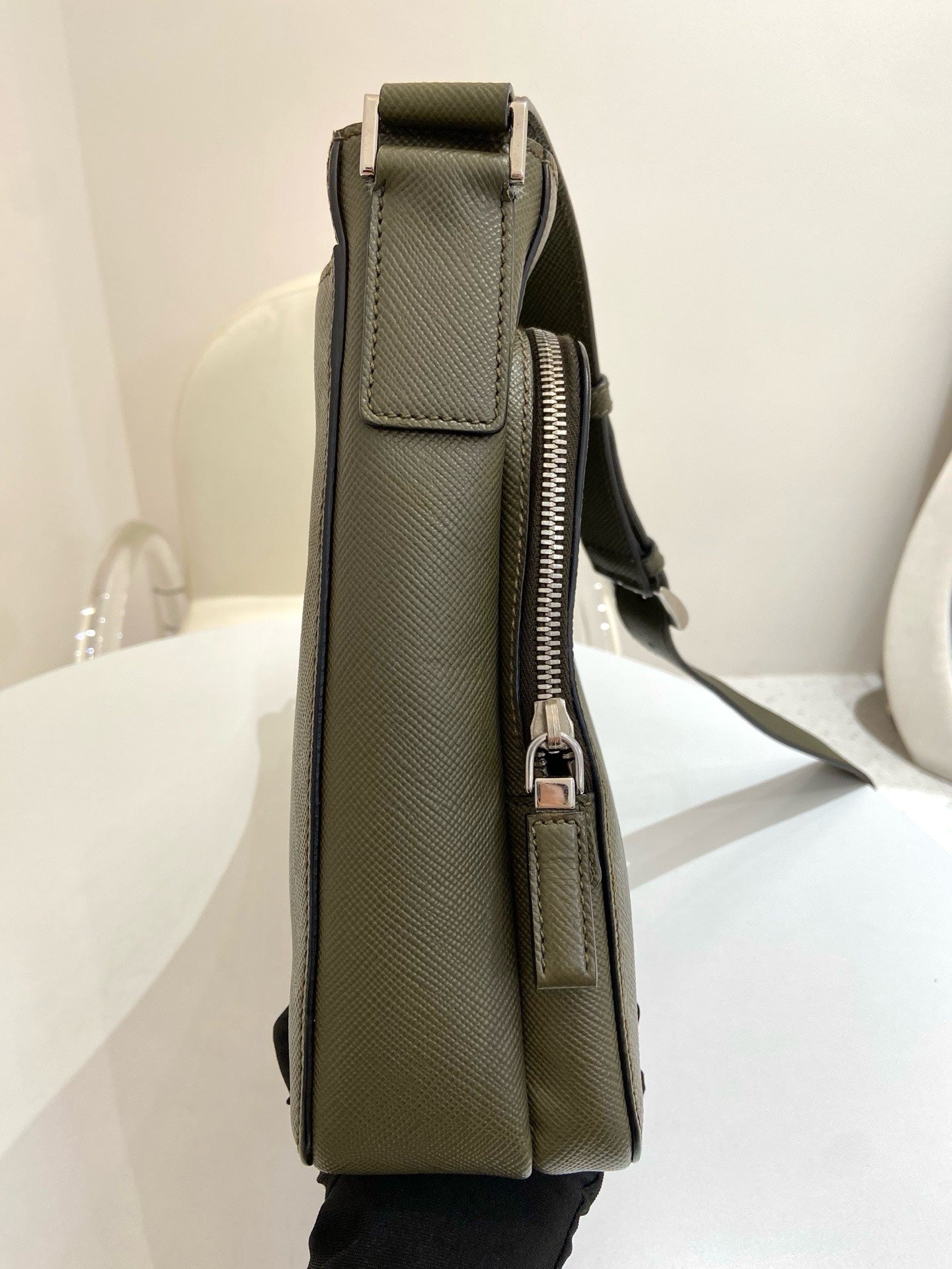 Prada - Other - Leather - Green - (medium)
